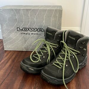 Women’s Lowa Renegade Hiking Boots